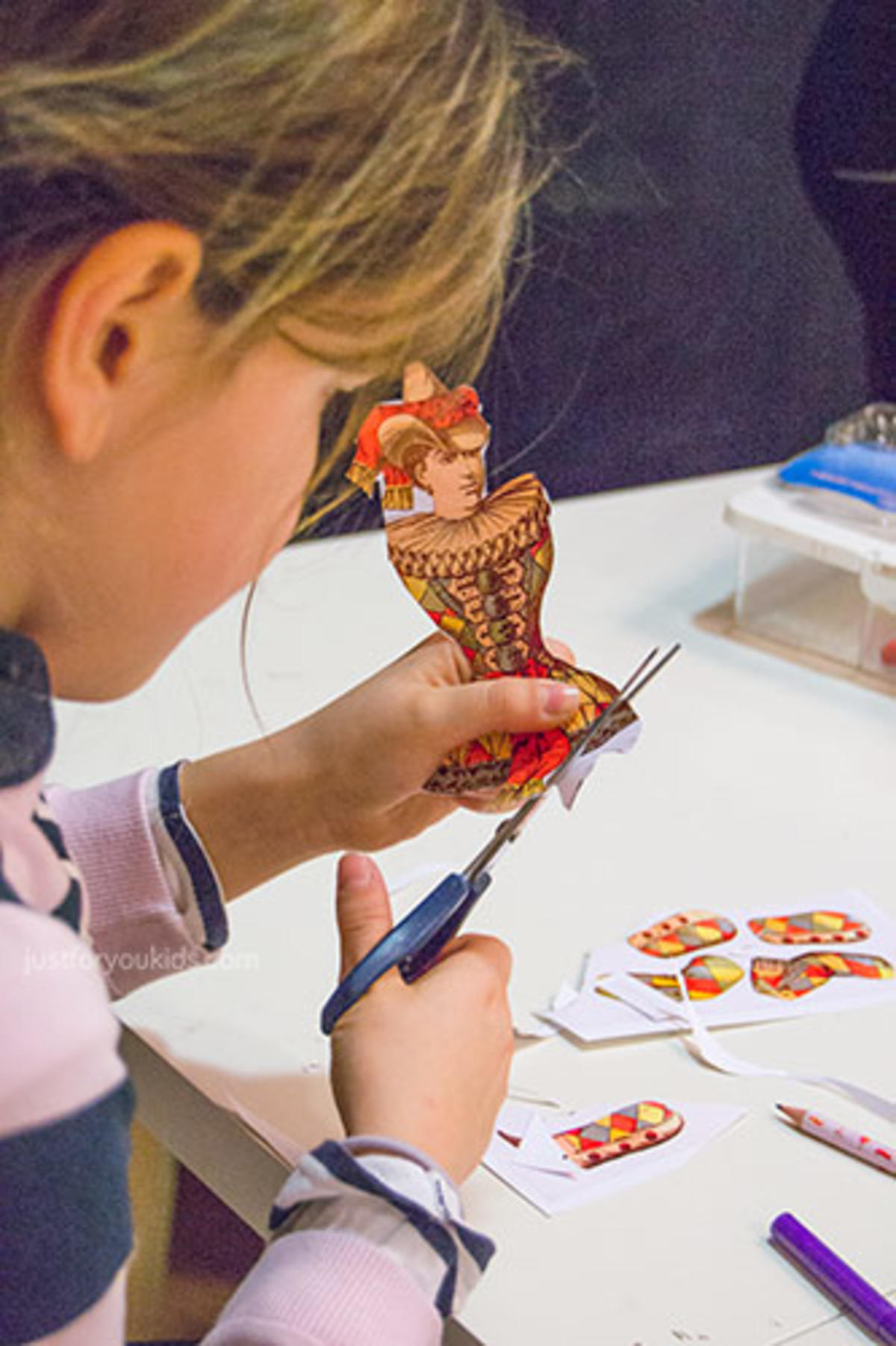 Tallers creatius a les tardes d’estiu-4