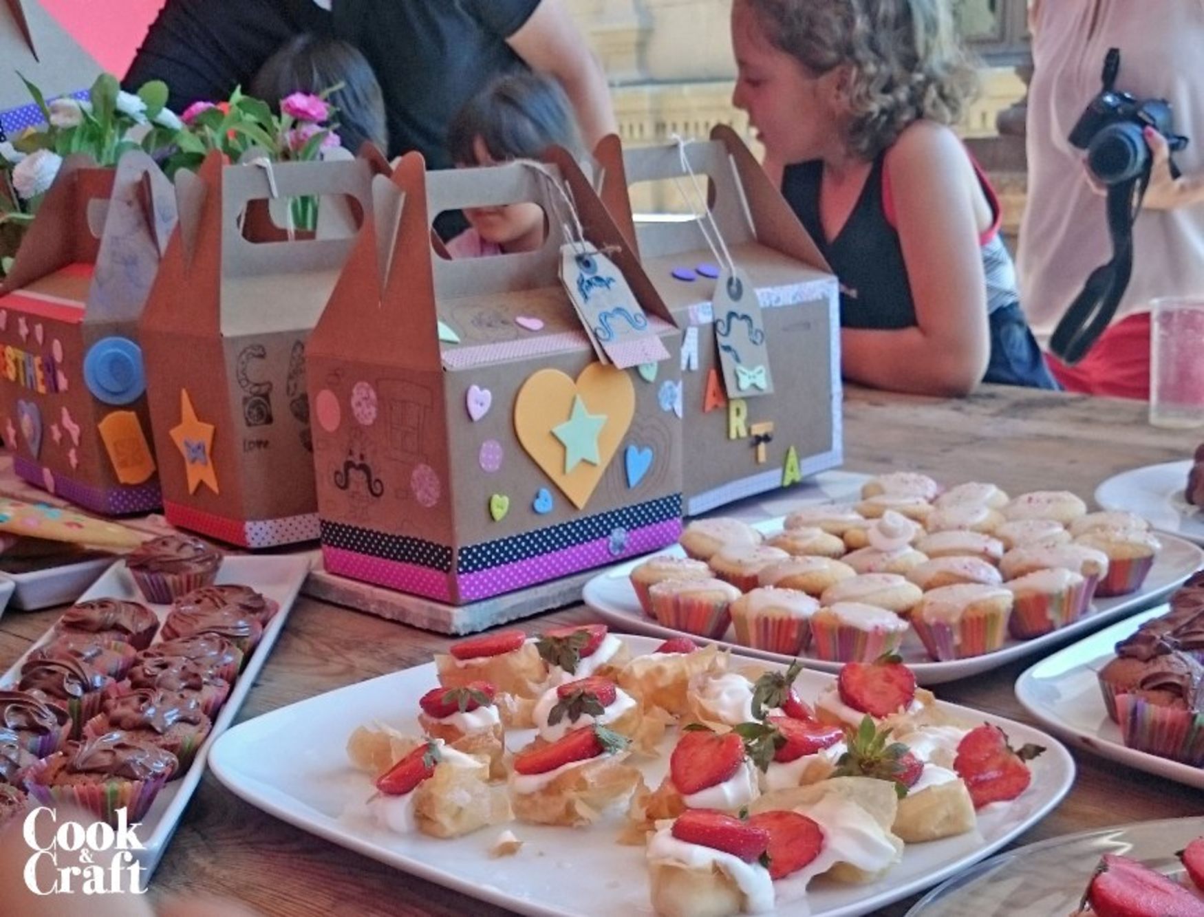 Presentación talleres de verano Cook & Craft - Niños, manualidades, actividades infantiles Barcelona